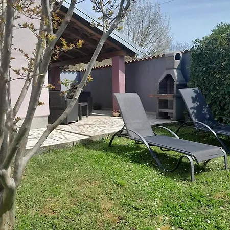 Holiday home Apartman Da&ve