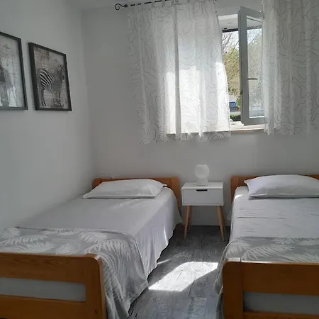Holiday home Apartman Da&ve *